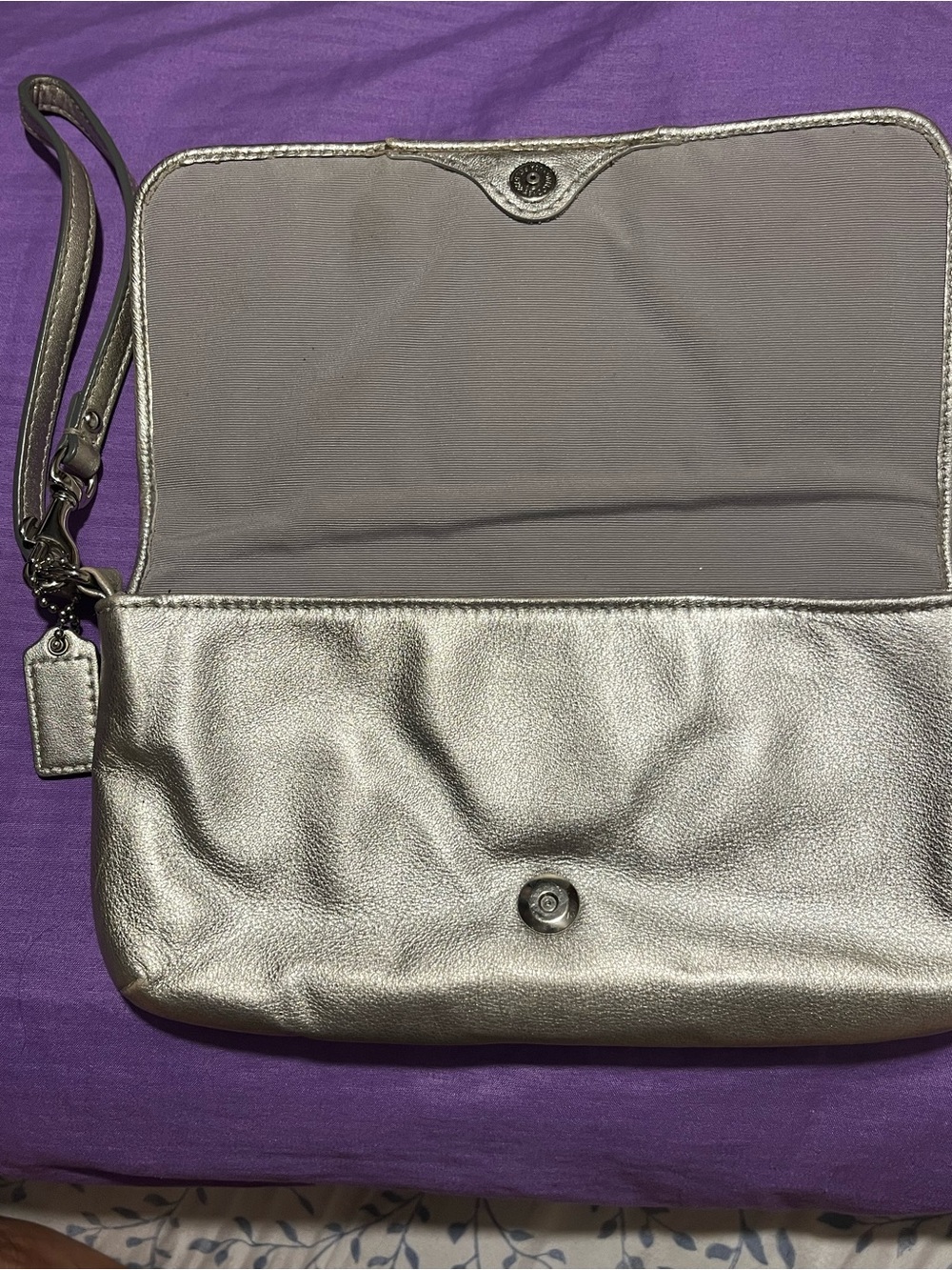 Coach Metallic Gold Leather Wristlet - Picture 4 of 7